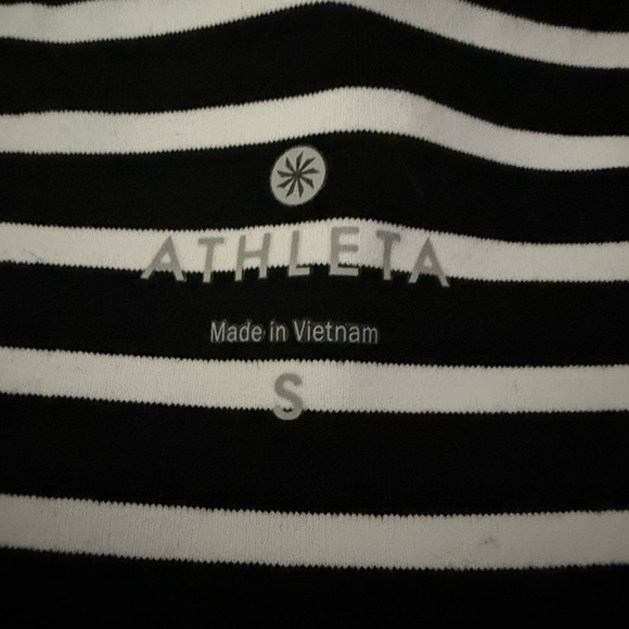 Athleta Black and White Stripped crop capri leggings size small - Picture 3 of 5